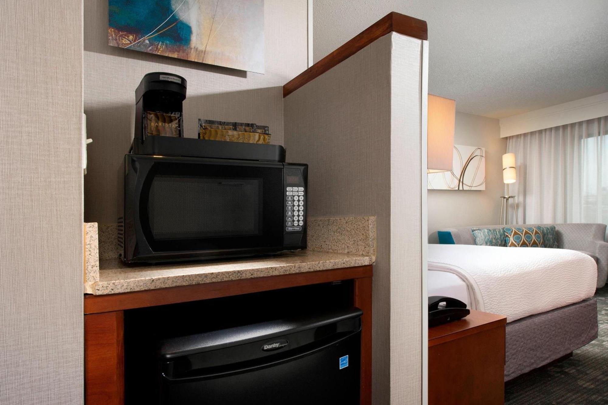 Courtyard By Marriott San Antonio Seaworld/Lackland Eksteriør billede