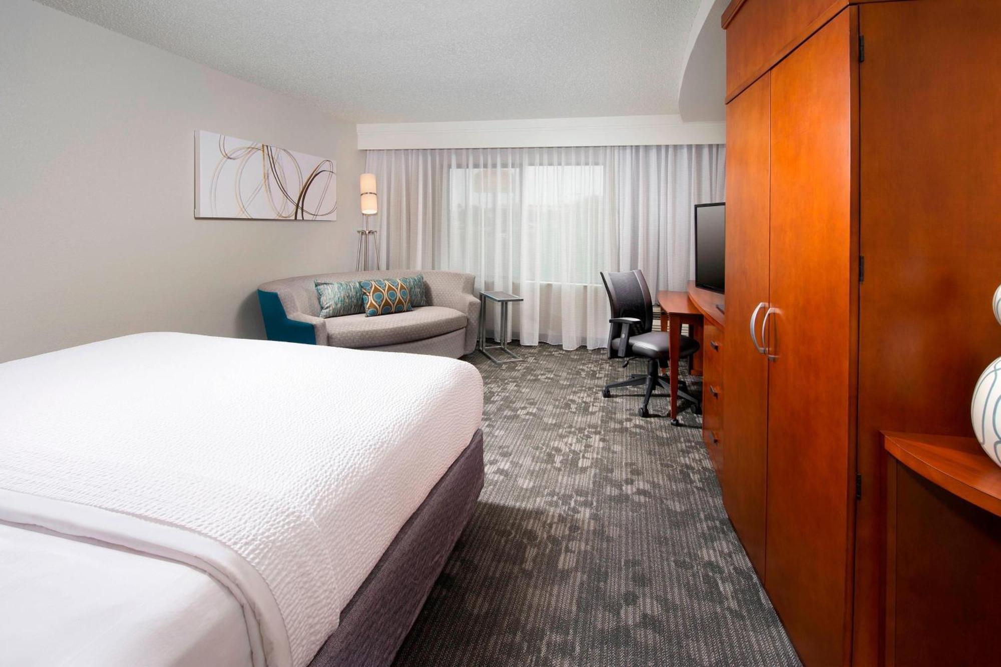 Courtyard By Marriott San Antonio Seaworld/Lackland Eksteriør billede
