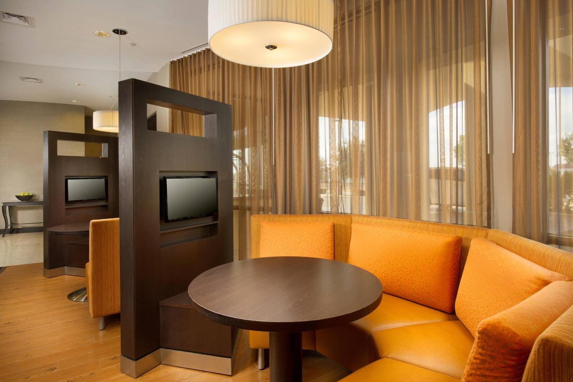 Courtyard By Marriott San Antonio Seaworld/Lackland Eksteriør billede