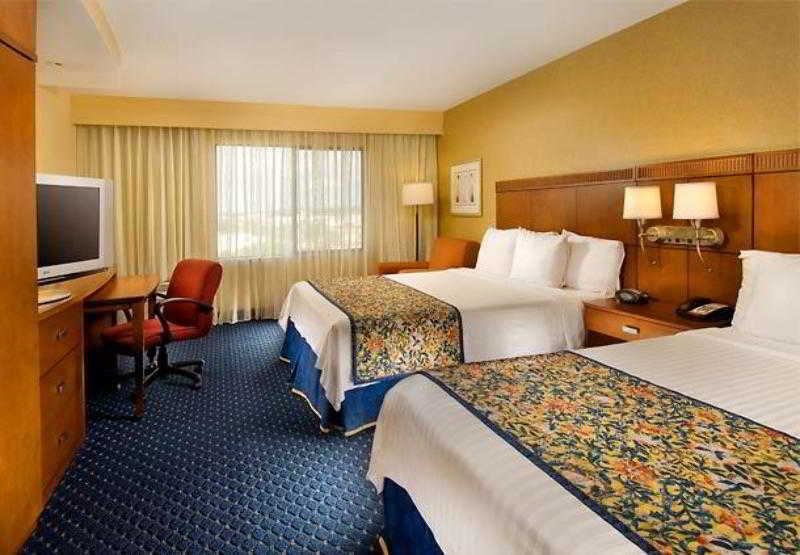 Courtyard By Marriott San Antonio Seaworld/Lackland Eksteriør billede